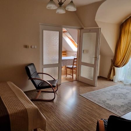 אגר Koerteszirom Apartman מראה חיצוני תמונה